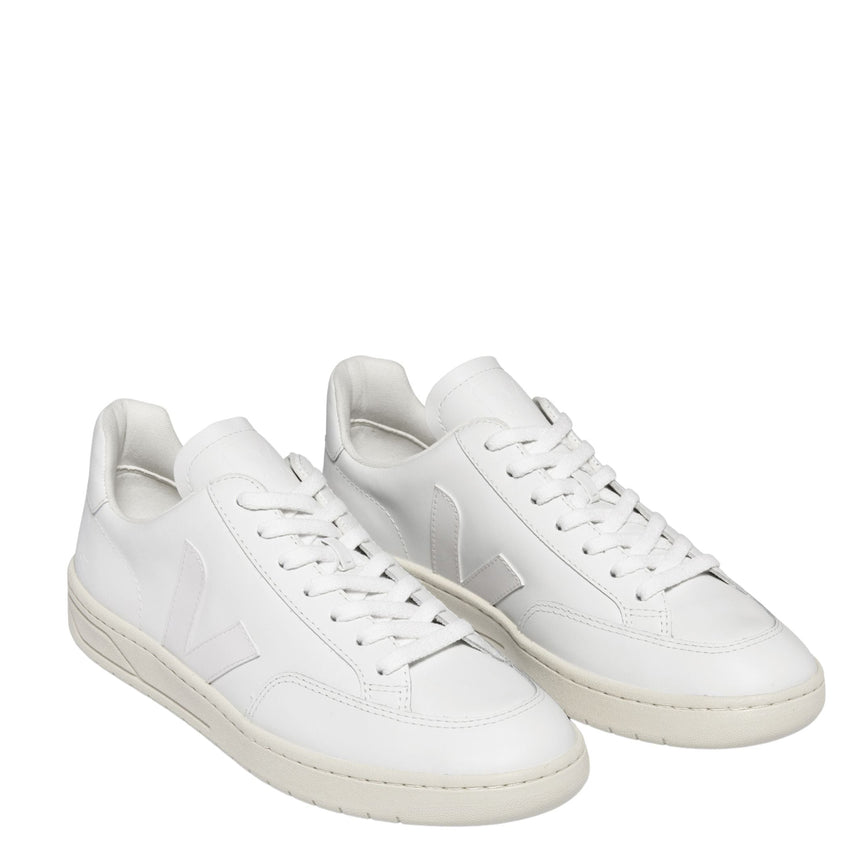 VEJA V-12 Leather Erkek Sneaker 